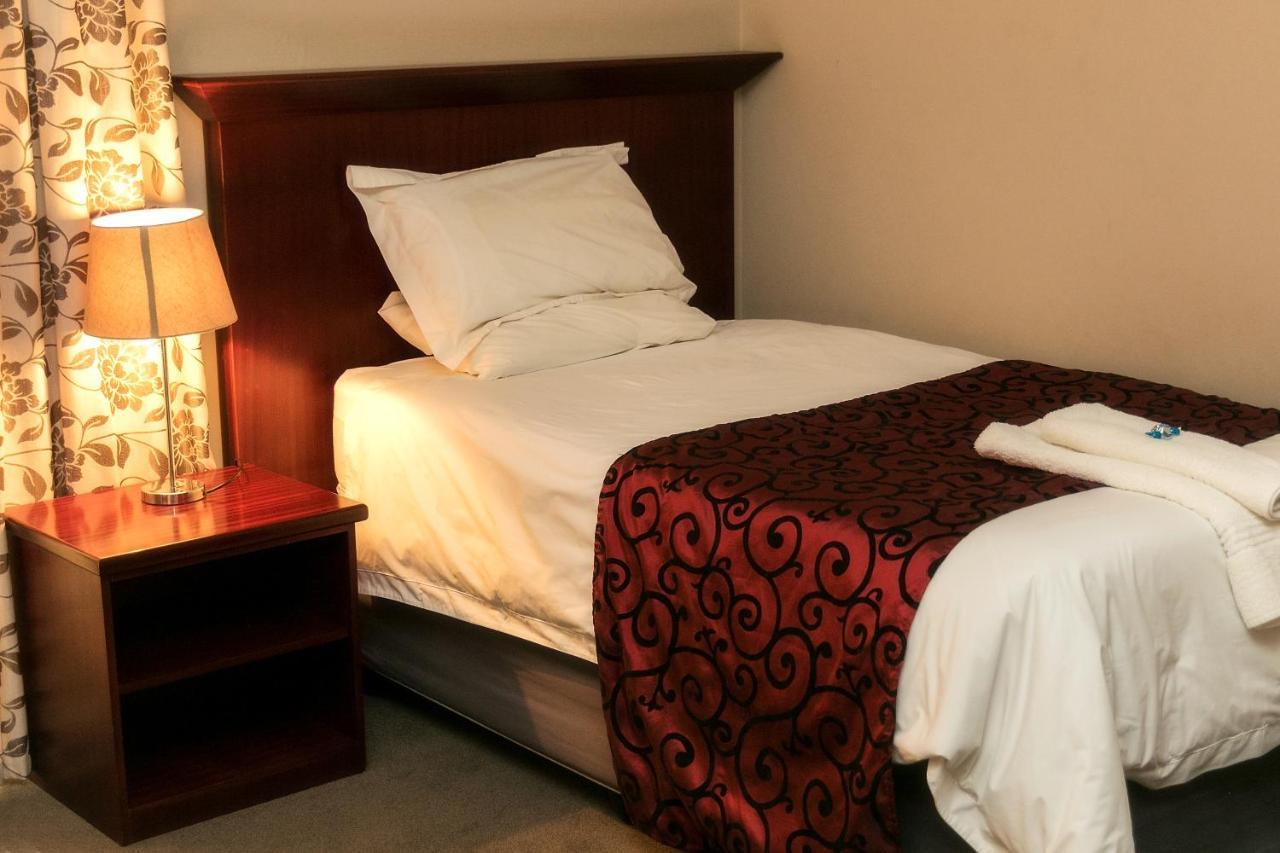 קימברלי Mondior Manor Guest House מראה חיצוני תמונה